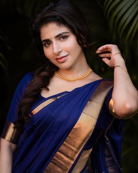 iswarya-menon-hot-photos